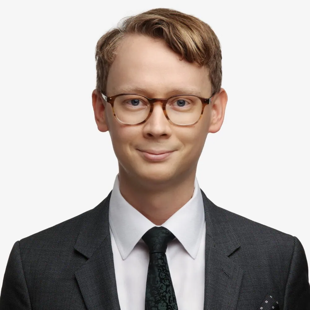 Anton Ozornin, Senior Principal
